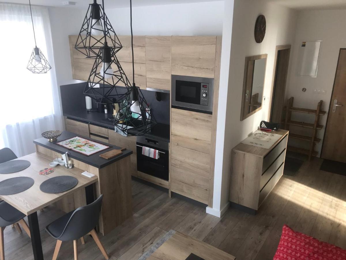 Apartmány Vila Vlasta Vysoké Tatry Esterno foto